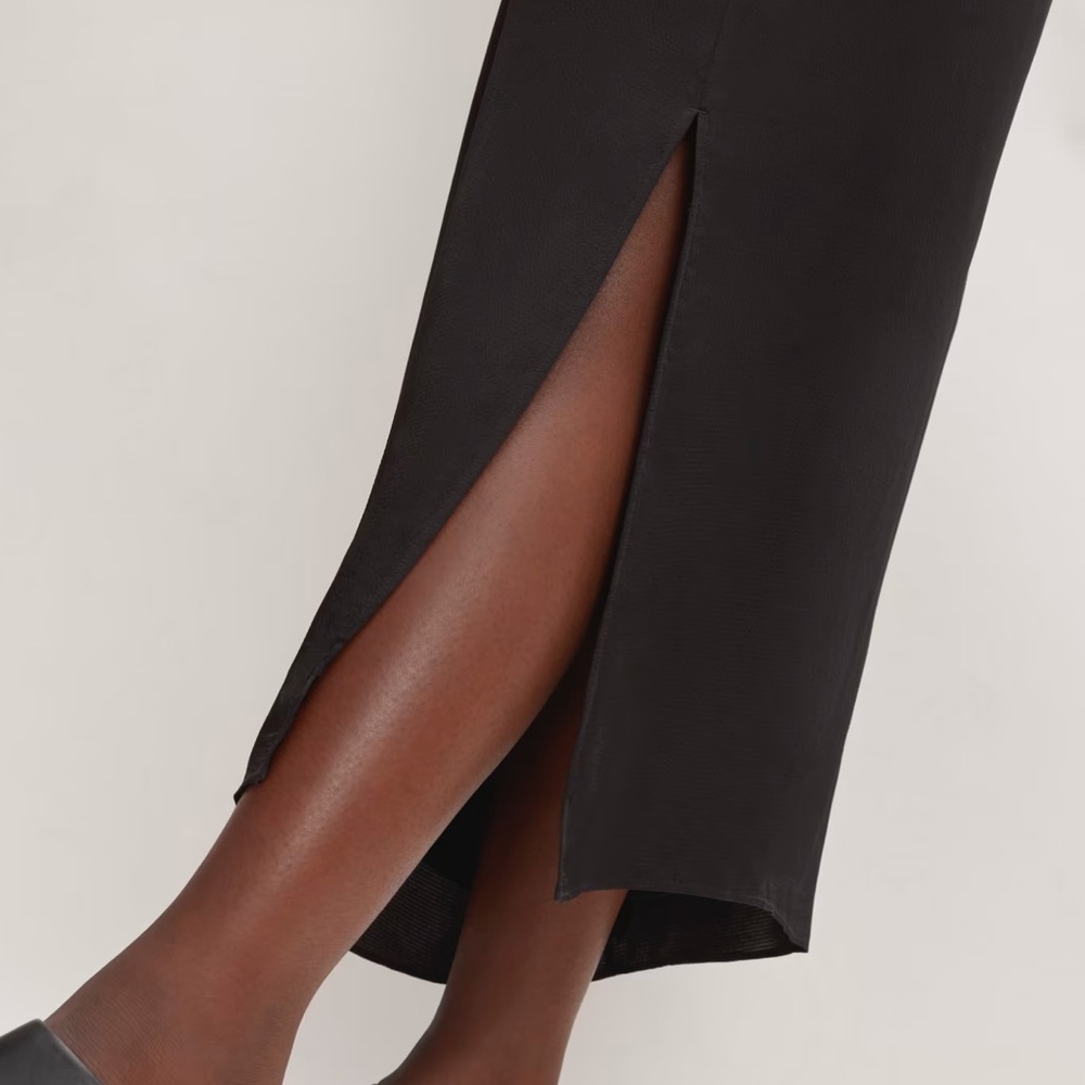 🖤EVERLANE THE HAMMERED SATIN SLIP DRESS BLACK 6 - Picture 6 of 10
